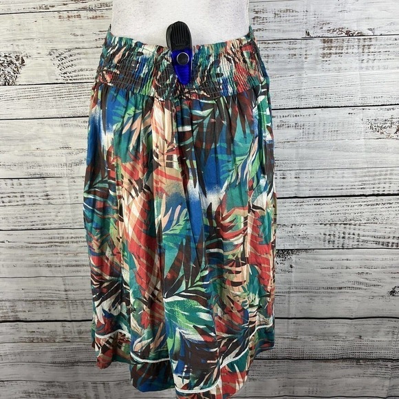 Studio West Apparel Skirt size Large Coral Green Floral Tropical Knee Hawaiian - Picture 12 of 13